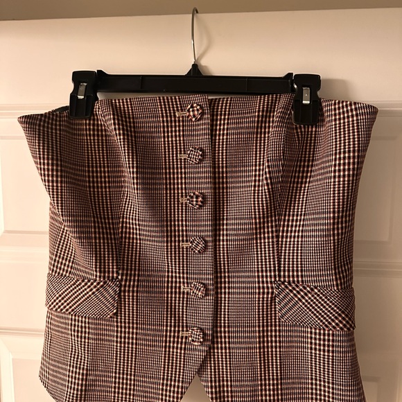 Plaid Strapless Button-Up Top - Picture 5 of 6